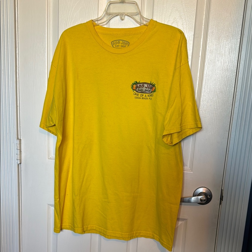 Ron Jon  Cocoa Beach Vibrant Yellow Short Sleeve XL Tee